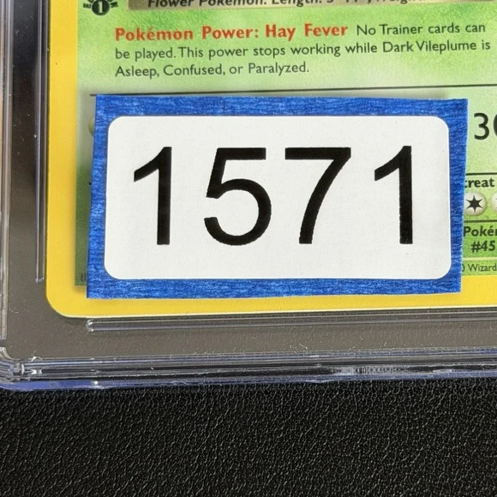 Pokémon Dark Vileplume 1st Ed. Holo 13/82 CGC 8 TCG 2000 Team Rocket WotC Vtg
